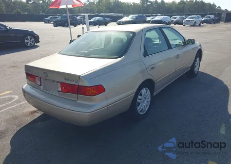 2001 Toyota Camry Le z USA, uszkodzony, nr VIN 4T1BG22K41U079287